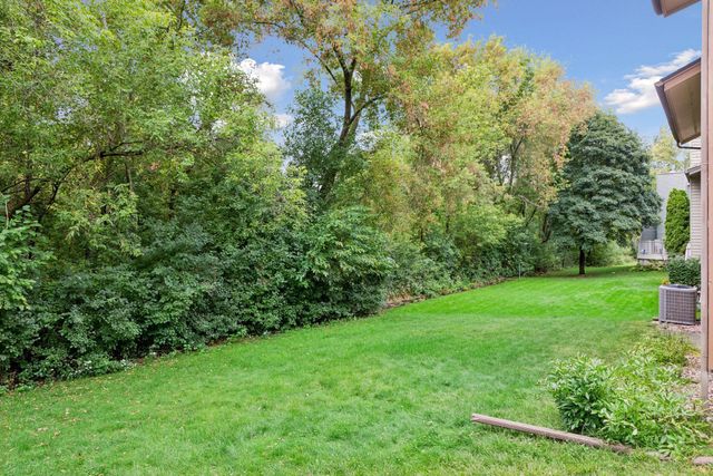 1432 Willow Creek Lane, Shoreview, MN 55126