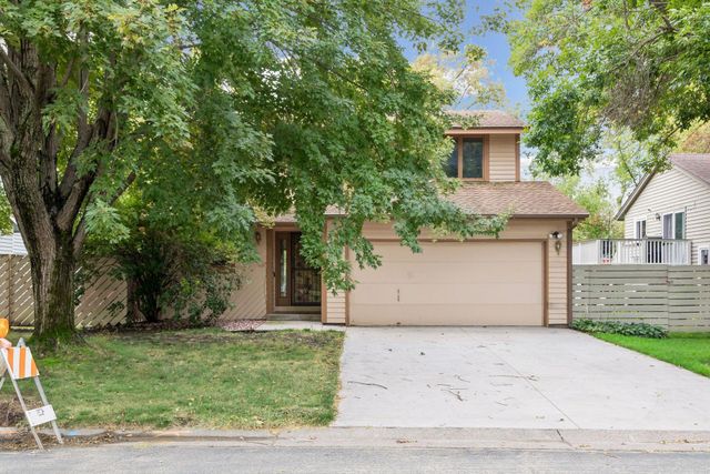 1432 Willow Creek Lane, Shoreview, MN 55126