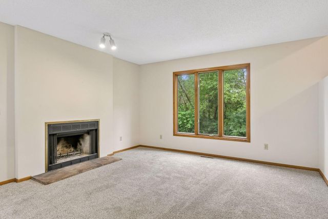 1432 Willow Creek Lane, Shoreview, MN 55126