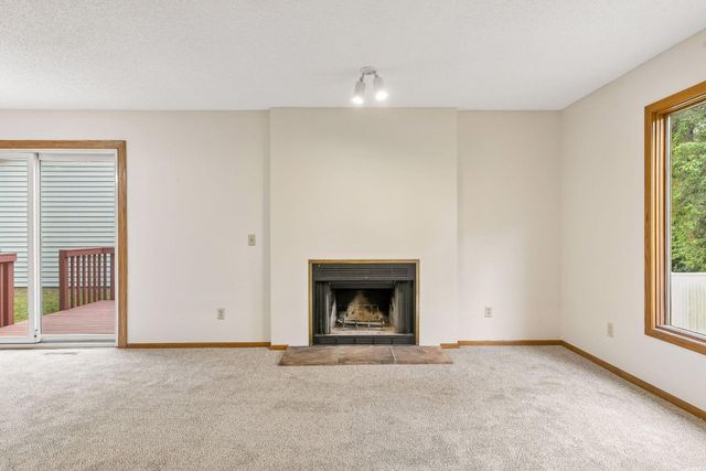 1432 Willow Creek Lane, Shoreview, MN 55126