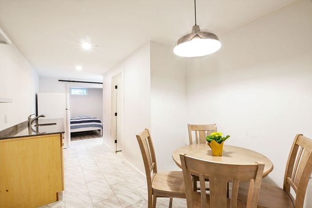 6 Burg Ave, Sandwich, MA 02563