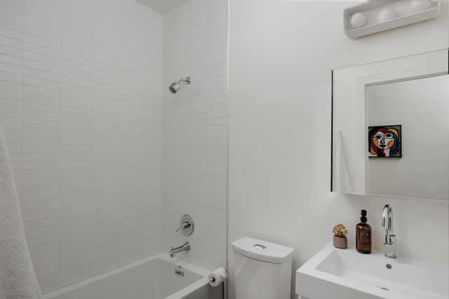 904 W Monroe ST, Austin, TX 78704