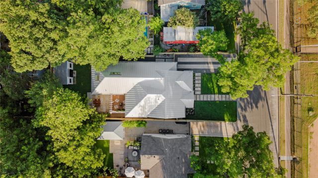 904 W Monroe ST, Austin, TX 78704