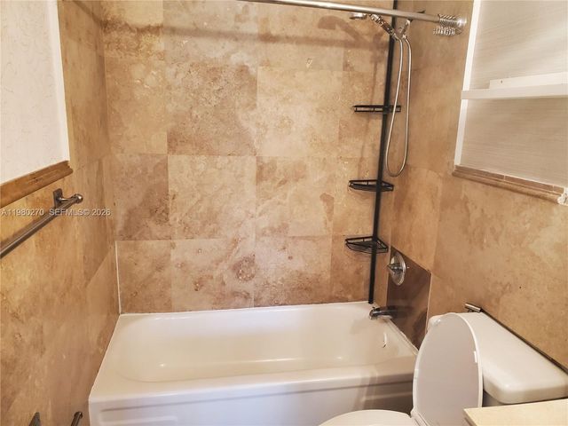 1300 Moffett St 312, Hallandale Beach, FL 33009