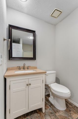 3660 W Madison Street, Springfield, MO 65802