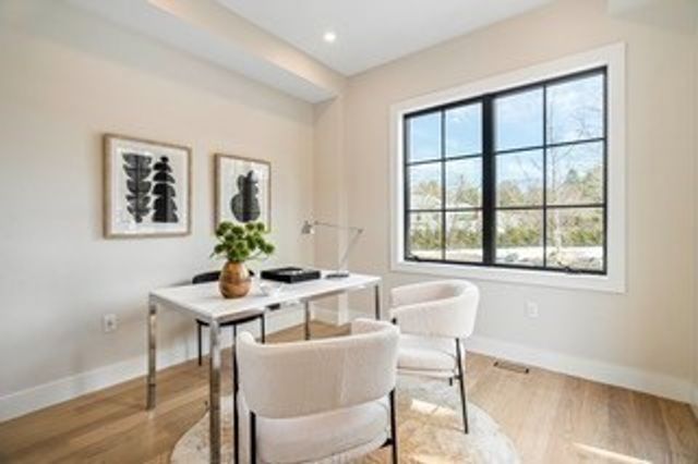 741 Boston Post Rd, Weston, MA 02493