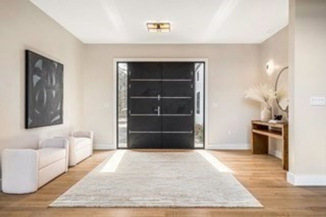 741 Boston Post Rd, Weston, MA 02493