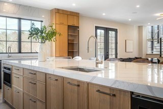 741 Boston Post Rd, Weston, MA 02493