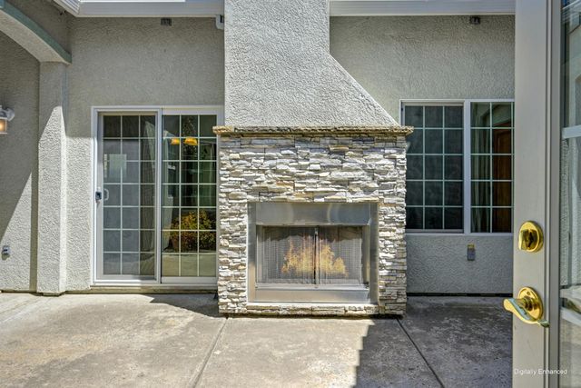 1155 Windjammer Dr, Stockton, CA 95209