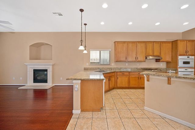 1155 Windjammer Dr, Stockton, CA 95209