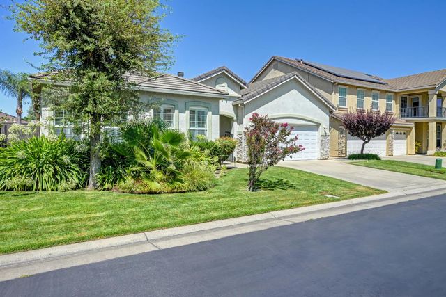 1155 Windjammer Dr, Stockton, CA 95209