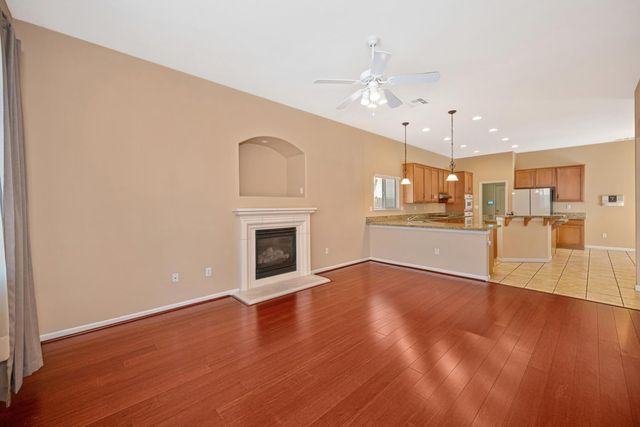 1155 Windjammer Dr, Stockton, CA 95209