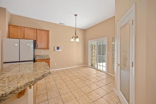 1155 Windjammer Dr, Stockton, CA 95209