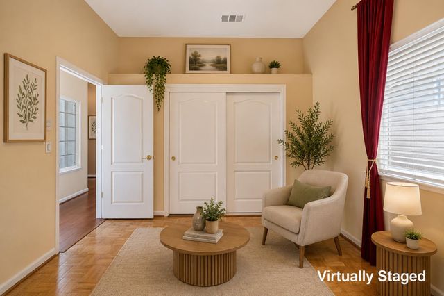 1155 Windjammer Dr, Stockton, CA 95209