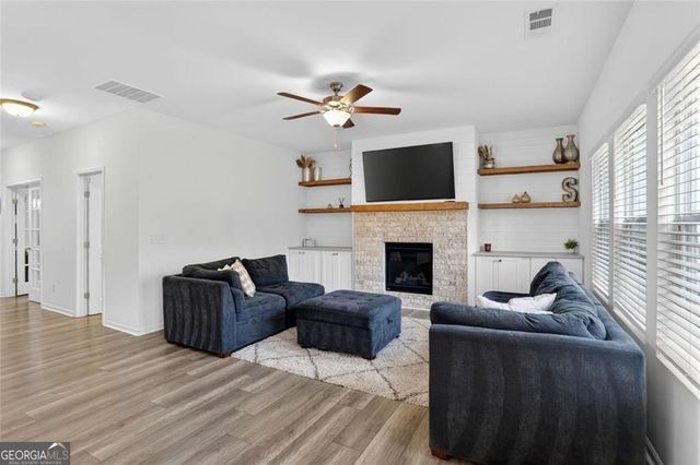 163 Crest Brooke Drive, Canton, GA 30115