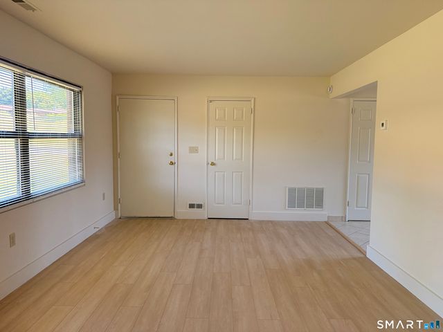 58 Montoya Circle 58, Branford, CT 06405