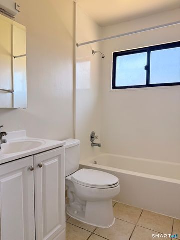 58 Montoya Circle 58, Branford, CT 06405