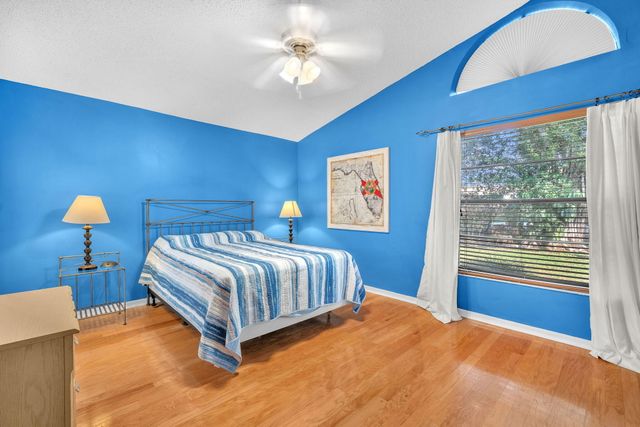 6080 Beaconwood Road, Lake Worth, FL 33467