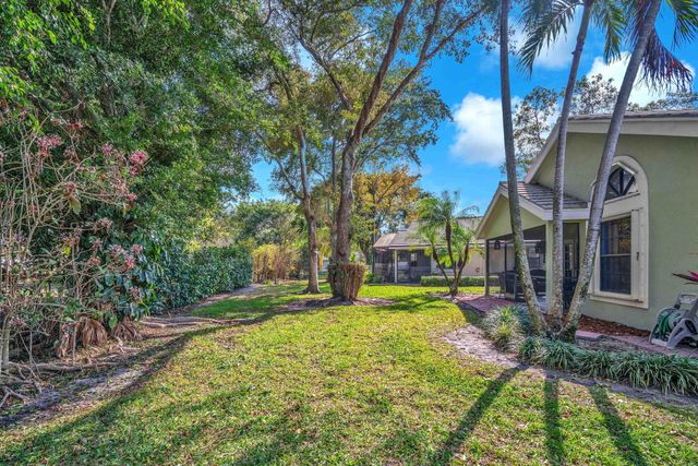 6080 Beaconwood Road, Lake Worth, FL 33467