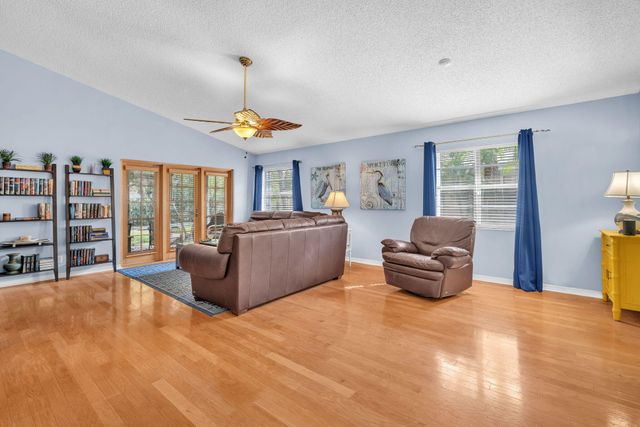 6080 Beaconwood Road, Lake Worth, FL 33467