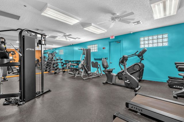 6080 Beaconwood Road, Lake Worth, FL 33467