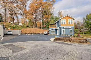 25 Valley Street, Clayton, GA 30525