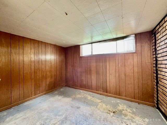 110 W Routzong Drive, Fairborn, OH 45324