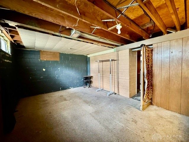 110 W Routzong Drive, Fairborn, OH 45324