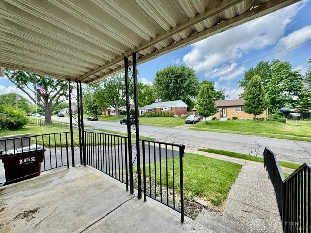 110 W Routzong Drive, Fairborn, OH 45324