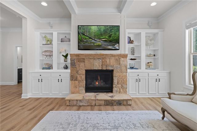 2571 Walden Estates Drive, Marietta, GA 30062