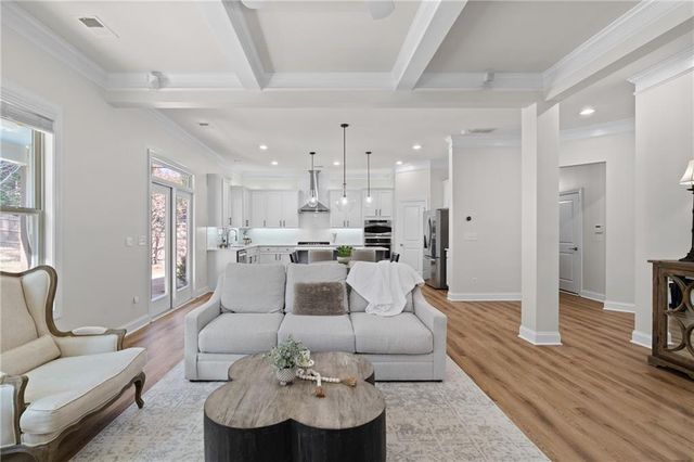 2571 Walden Estates Drive, Marietta, GA 30062