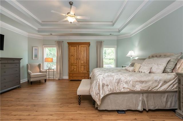 2571 Walden Estates Drive, Marietta, GA 30062