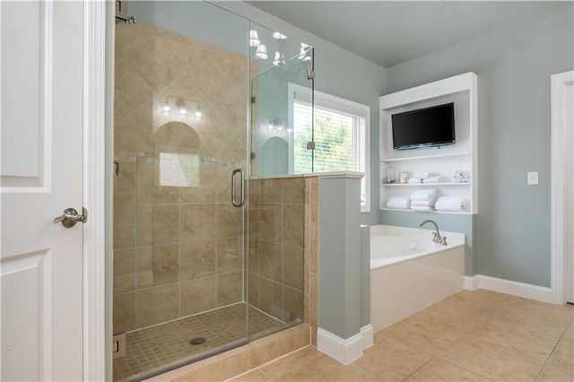 2571 Walden Estates Drive, Marietta, GA 30062