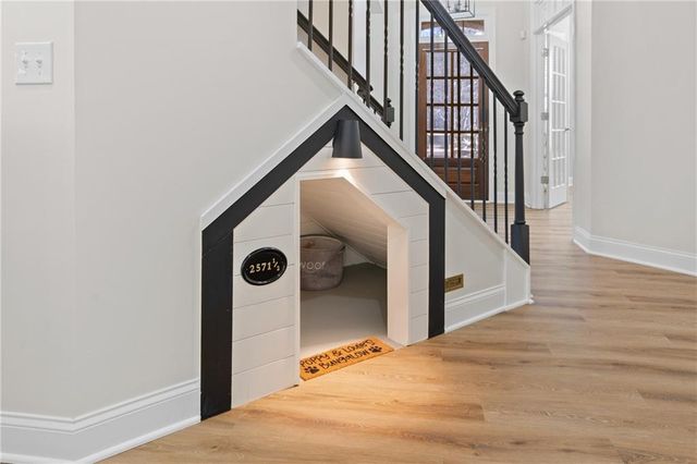 2571 Walden Estates Drive, Marietta, GA 30062