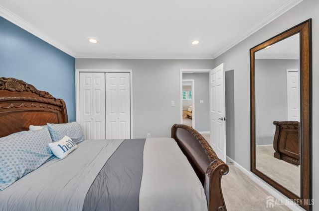 2601 Pinhorn Drive, Bridgewater, NJ 08807