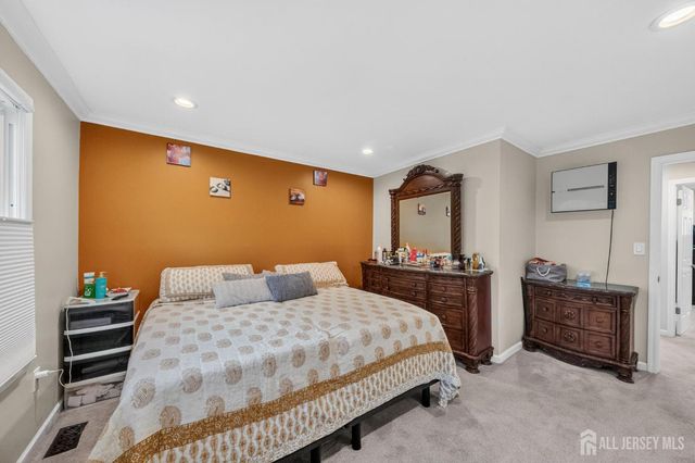 2601 Pinhorn Drive, Bridgewater, NJ 08807