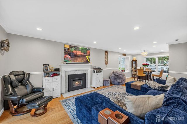 2601 Pinhorn Drive, Bridgewater, NJ 08807