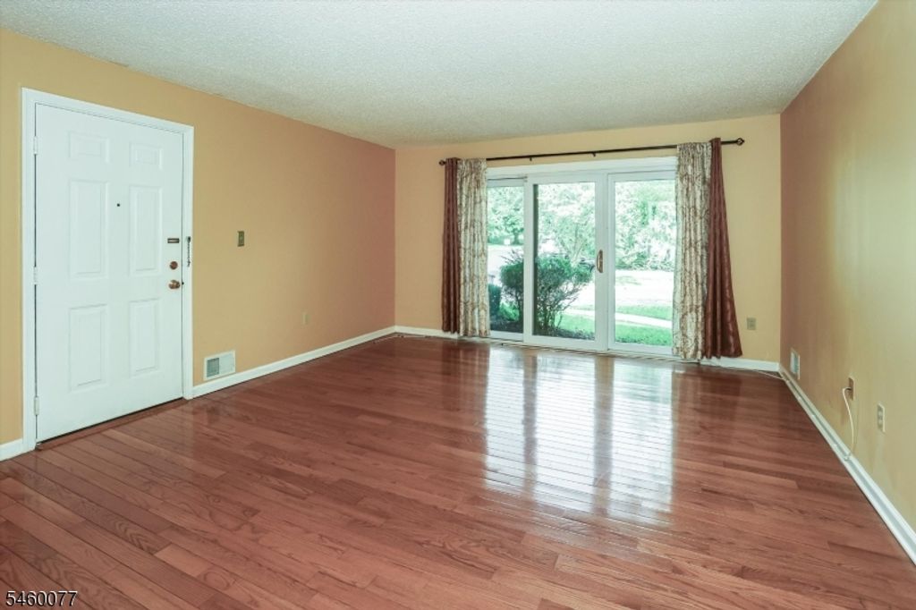 131 Irving Pl, Bernards Twp., NJ 07920 — photo 4