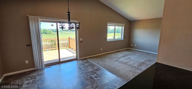 9318 Golden Pond Lane N, Monticello, MN 55362