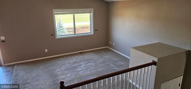 9318 Golden Pond Lane N, Monticello, MN 55362
