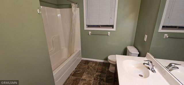 9318 Golden Pond Lane N, Monticello, MN 55362