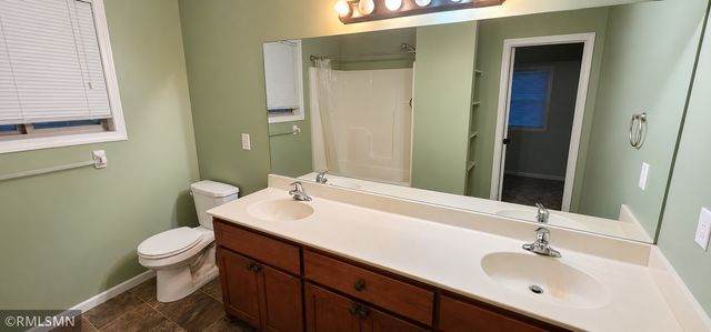 9318 Golden Pond Lane N, Monticello, MN 55362