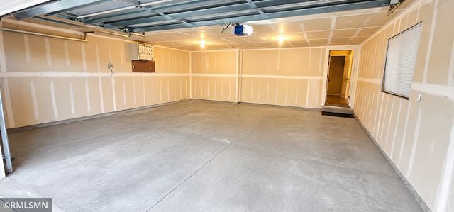 9318 Golden Pond Lane N, Monticello, MN 55362