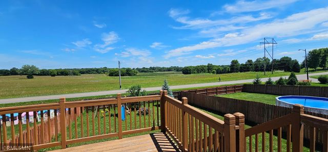 9318 Golden Pond Lane N, Monticello, MN 55362
