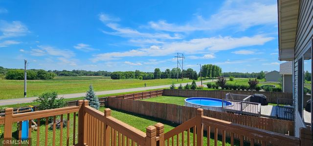 9318 Golden Pond Lane N, Monticello, MN 55362