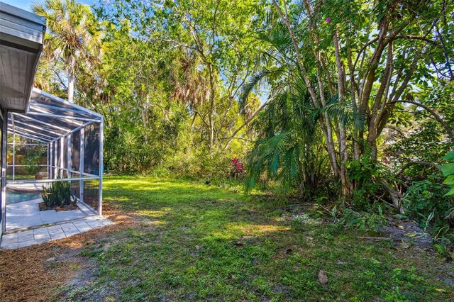 3165 WOODMONT DRIVE, Sarasota, FL 34232