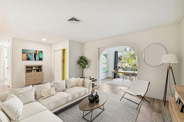 3165 WOODMONT DRIVE, Sarasota, FL 34232