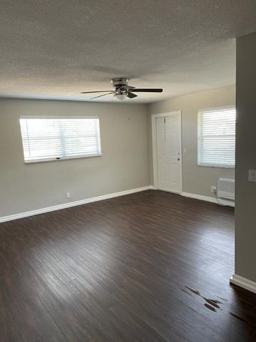 1630 N 25th Avenue 12, Hollywood, FL 33020