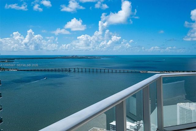 1300 Brickell Bay Dr 704, Miami, FL 33131