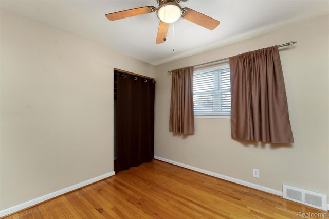 25113 Campbell Avenue, Warren, MI 48089